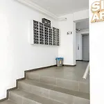 アパート New Building -- Downtown Tineretului Oasis -- Self Check-in --1min Metro Station