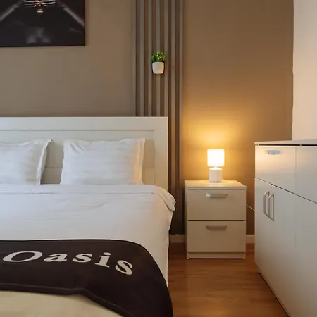 New Building -- Downtown Tineretului Oasis -- Self Check-in --1min Metro Station Apartment Bukarest