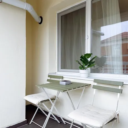 Apartment New Building -- Downtown Tineretului Oasis -- Self Check-in --1min Metro Station