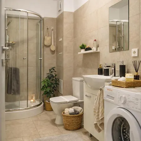 New Building -- Downtown Tineretului Oasis -- Self Check-in --1min Metro Station *