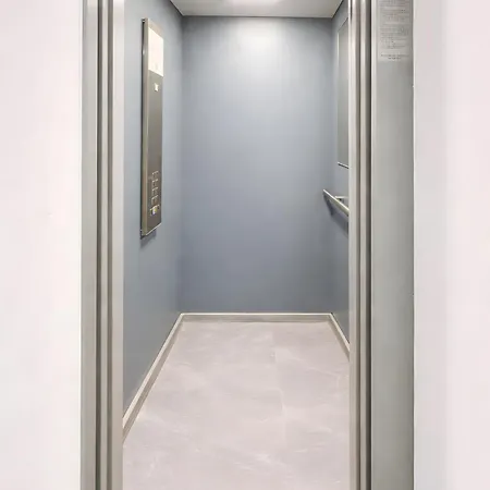 Апартаменты New Building -- Downtown Tineretului Oasis -- Self Check-in --1min Metro Station *