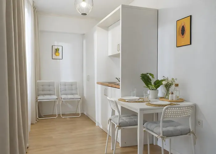 Apartment New Building -- Downtown Tineretului Oasis -- Self Check-in --1min Metro Station Bucharest
