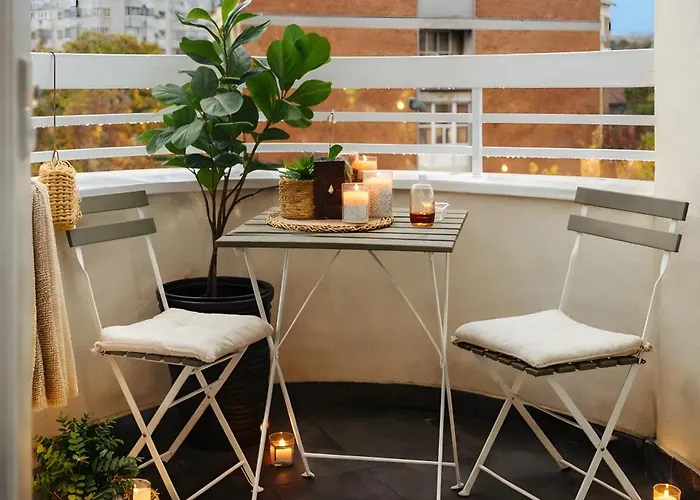 New Building -- Downtown Tineretului Oasis -- Self Check-in --1min Metro Station