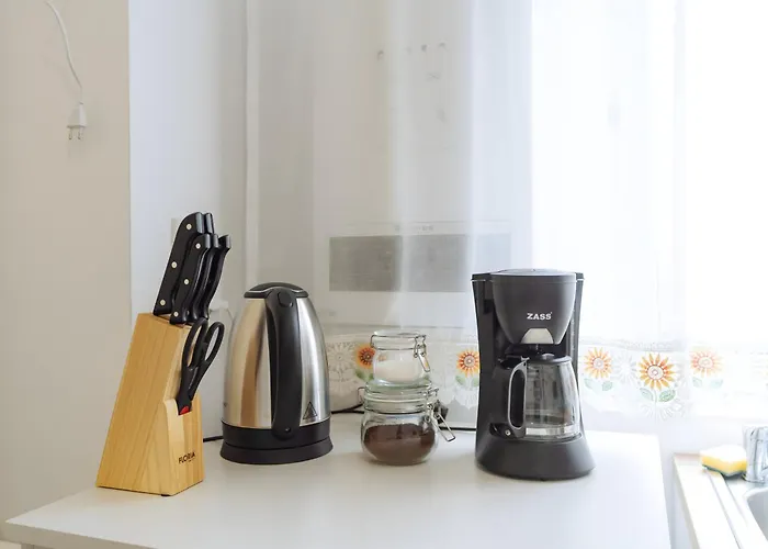 New Building -- Downtown Tineretului Oasis -- Self Check-in --1min Metro Station Bucareste