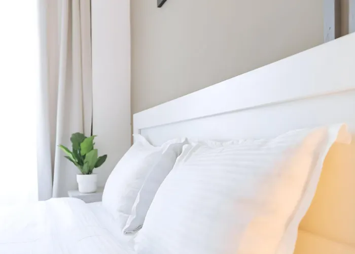 New Building -- Downtown Tineretului Oasis -- Self Check-in --1min Metro Station * Bucareste