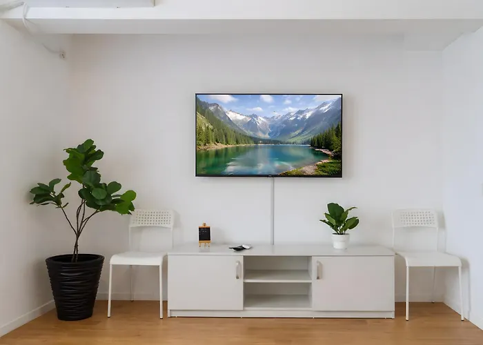 Apartamento New Building -- Downtown Tineretului Oasis -- Self Check-in --1min Metro Station