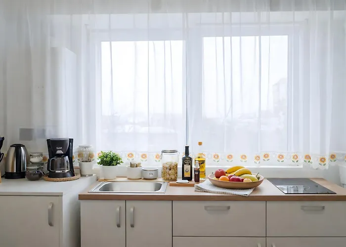 New Building -- Downtown Tineretului Oasis -- Self Check-in --1min Metro Station Apartamento *