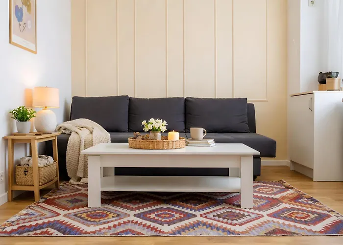 New Building -- Downtown Tineretului Oasis -- Self Check-in --1min Metro Station Apartamento Bucareste